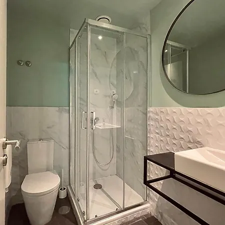 Avenue Rooms&suites *