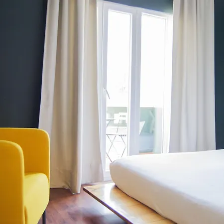 Hostel Avenue & Lisboa